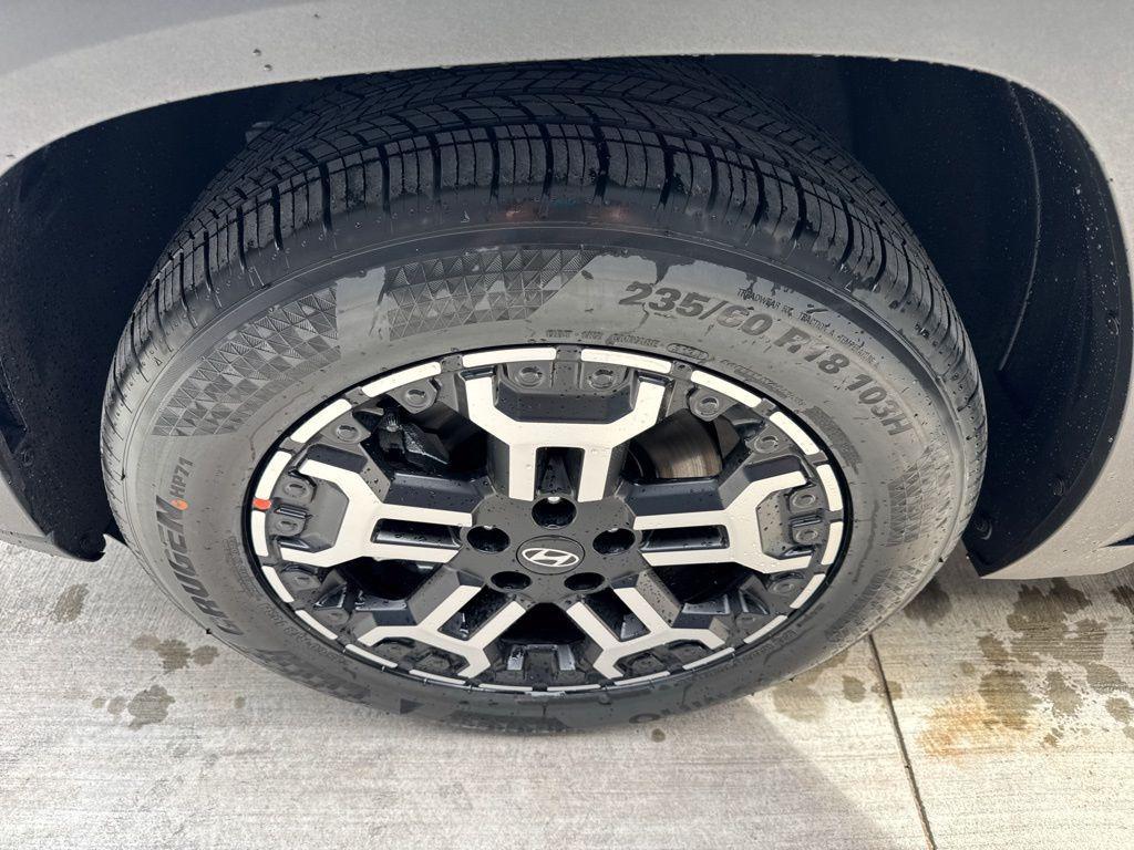 new 2026 Hyundai Tucson car, priced at $30,592