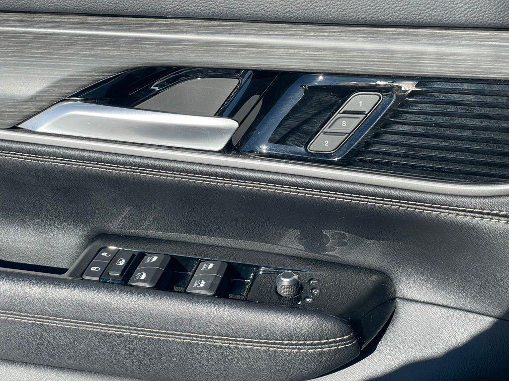 used 2024 Jeep Wagoneer car, priced at $38,289