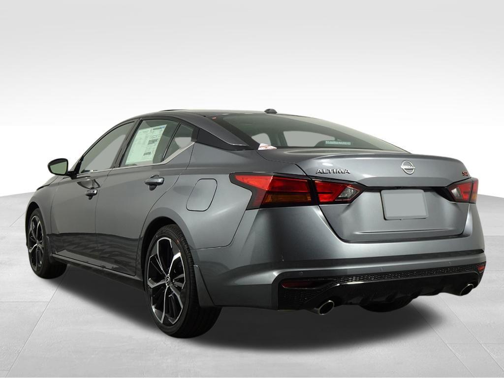 new 2025 Nissan Altima car, priced at $31,730