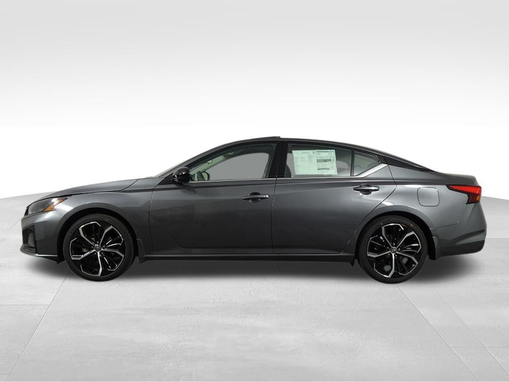 new 2025 Nissan Altima car, priced at $31,730