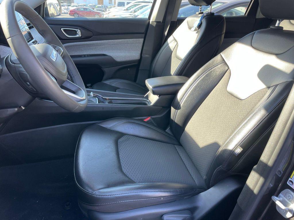 used 2022 Jeep Compass car, priced at $20,284