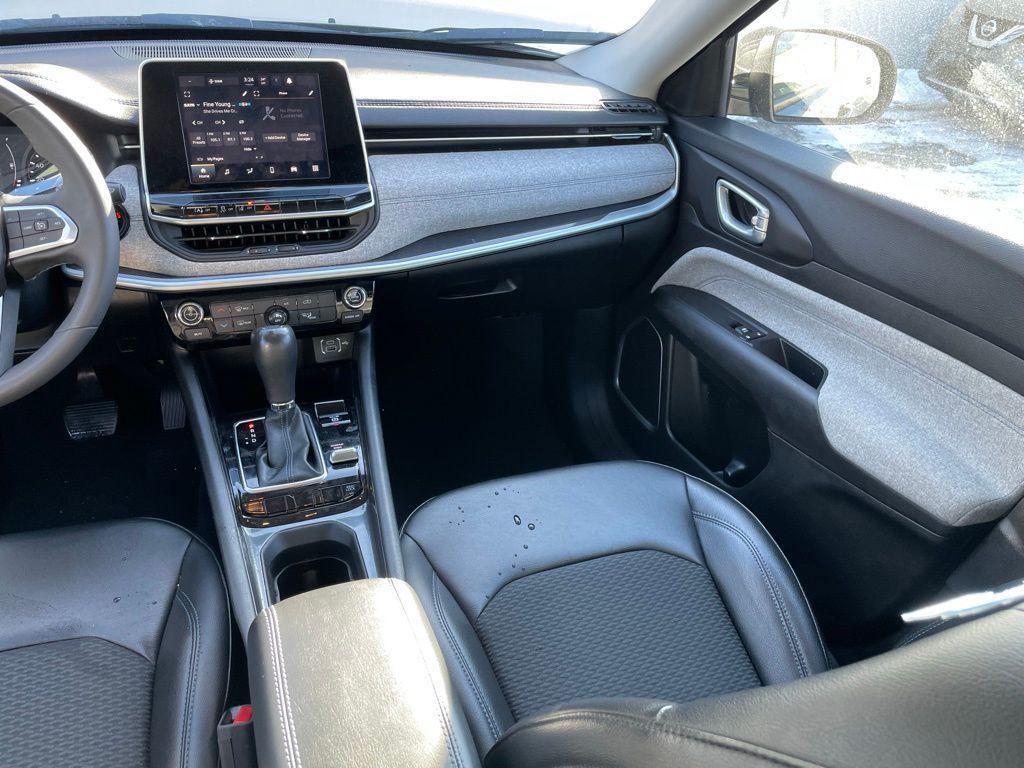 used 2022 Jeep Compass car, priced at $20,284