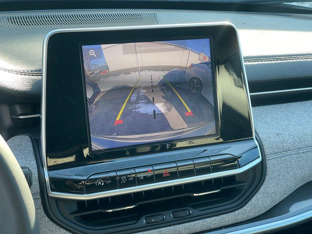 used 2022 Jeep Compass car, priced at $18,495