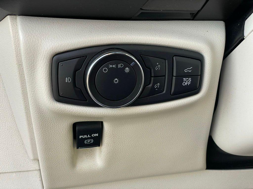 used 2019 Lincoln Nautilus car, priced at $24,490