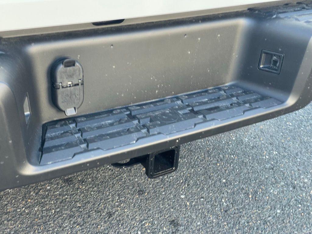 new 2026 Nissan Frontier car, priced at $39,935