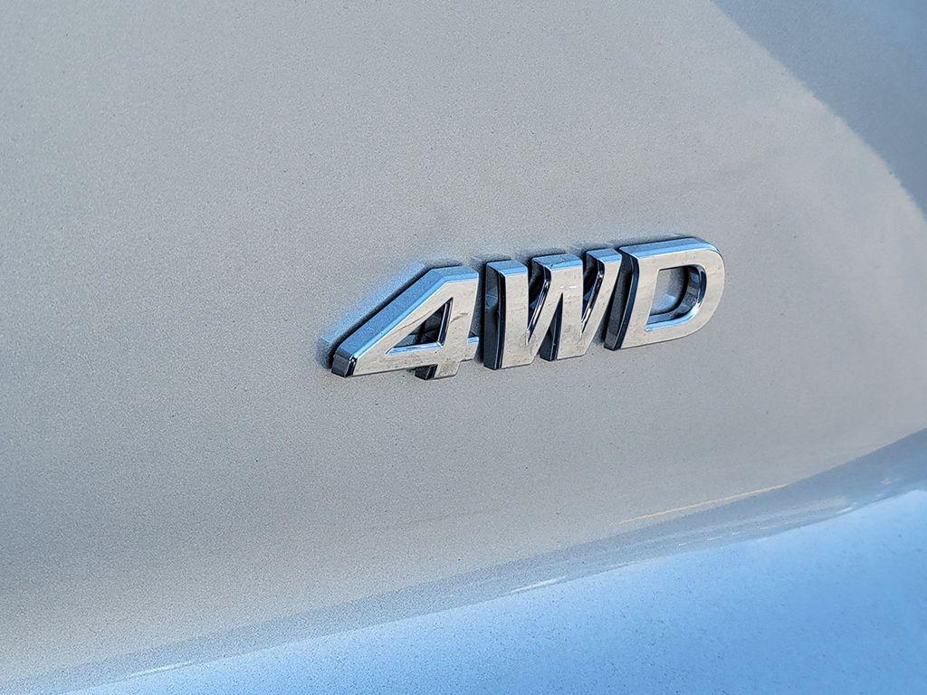 new 2025 Nissan Pathfinder car, priced at $35,180