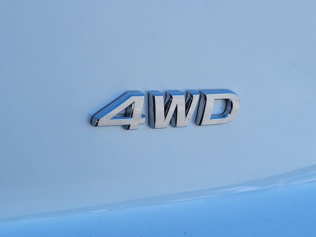 new 2025 Nissan Pathfinder car, priced at $37,730