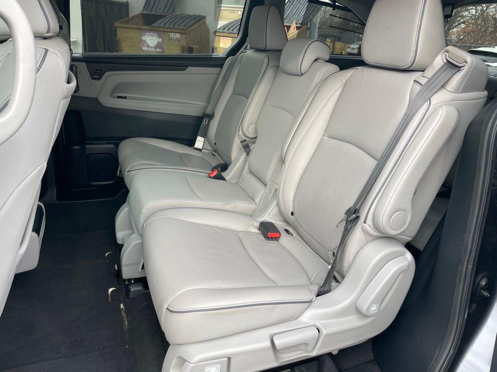 used 2023 Honda Odyssey car, priced at $37,618