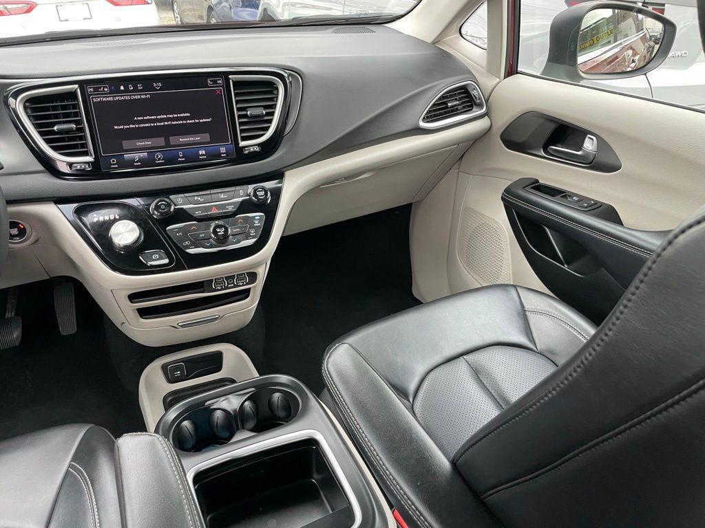 used 2023 Chrysler Pacifica car, priced at $19,359