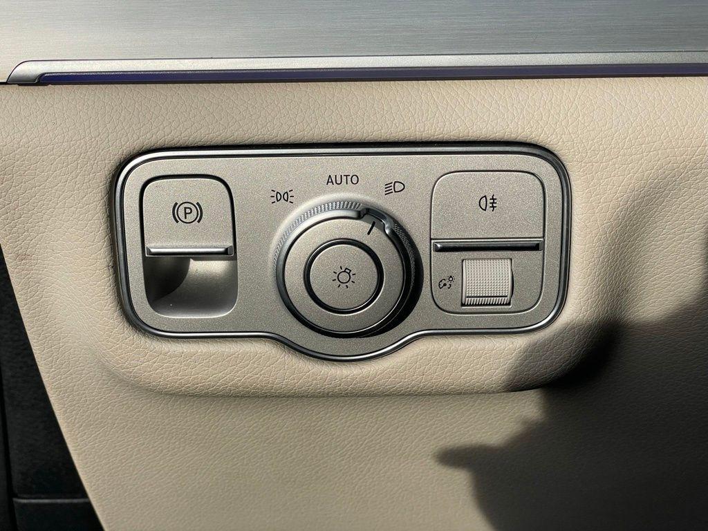 used 2024 Mercedes-Benz GLE 450 Plug-In Hybrid car, priced at $46,435