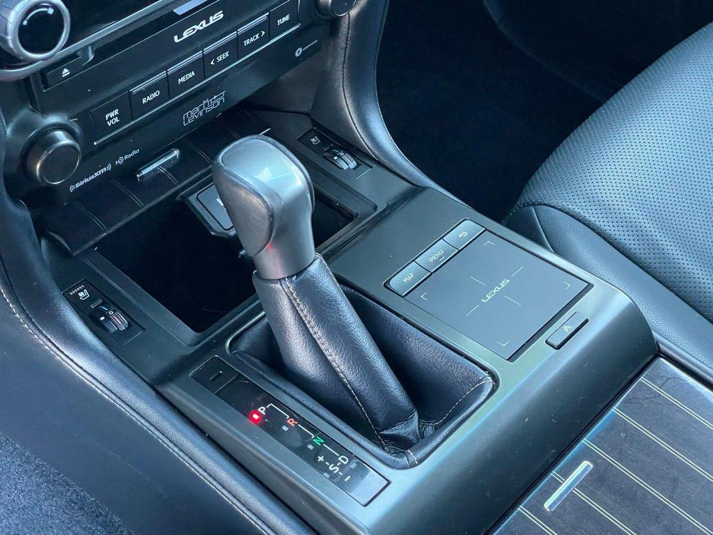 used 2022 Lexus GX 460 car, priced at $42,913