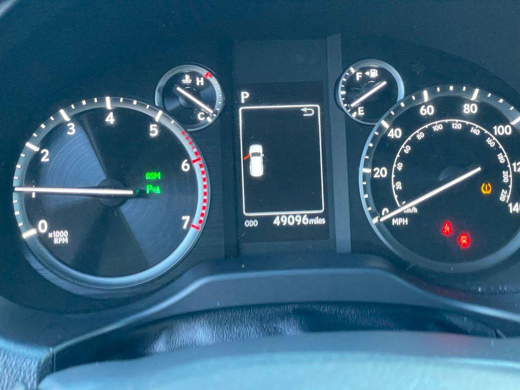 used 2022 Lexus GX 460 car, priced at $42,913