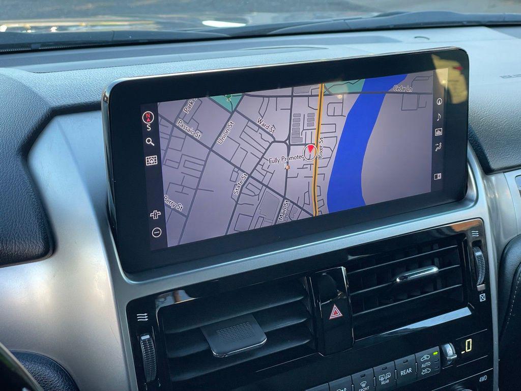 used 2022 Lexus GX 460 car, priced at $42,913