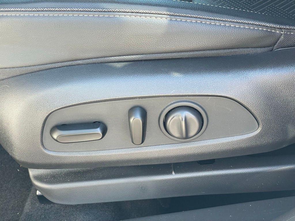 used 2022 Buick Encore GX car, priced at $20,000