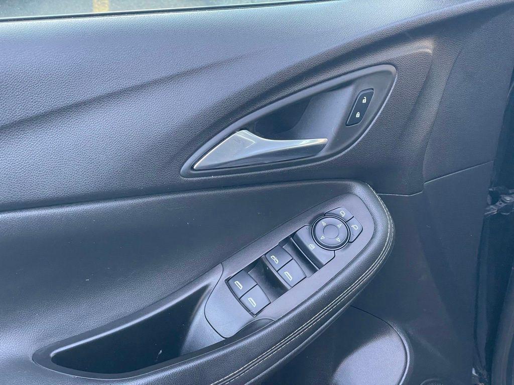 used 2024 Buick Encore GX car, priced at $20,100