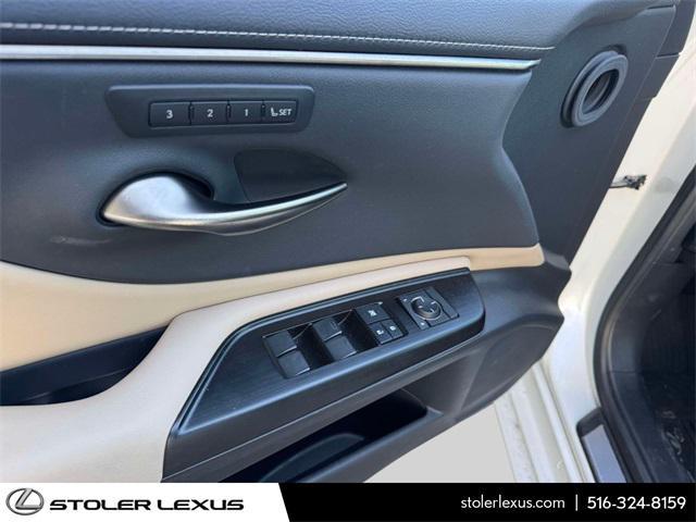 used 2019 Lexus ES 350 car, priced at $29,900