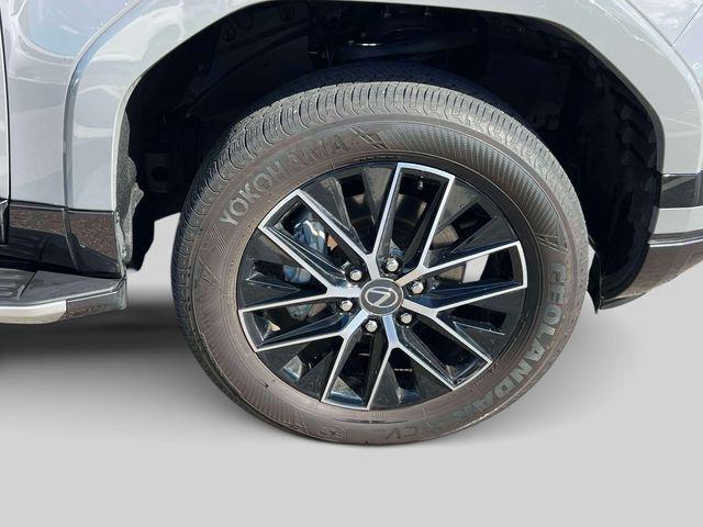 used 2024 Lexus GX 550 car, priced at $77,500