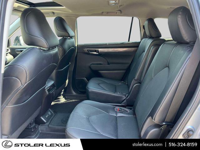 used 2023 Toyota Highlander car, priced at $42,375