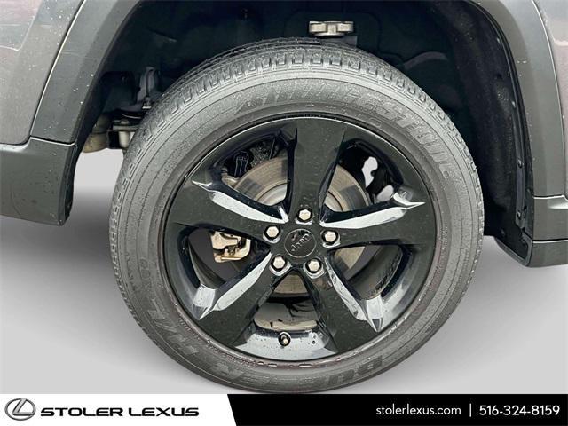 used 2022 Jeep Grand Cherokee car, priced at $26,900