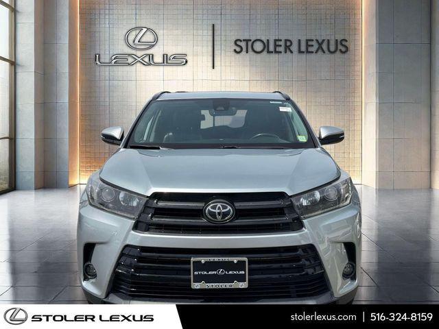 used 2019 Toyota Highlander car, priced at $25,075