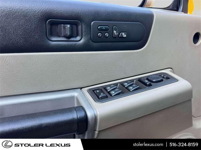 used 2003 Hummer H2 car, priced at $13,999