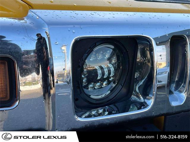 used 2003 Hummer H2 car, priced at $13,999