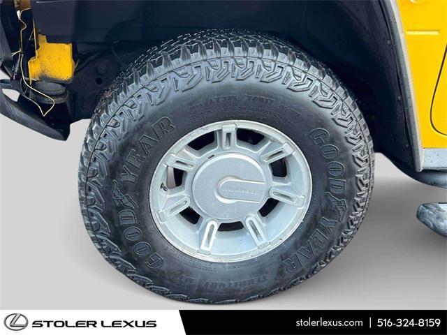 used 2003 Hummer H2 car, priced at $13,999