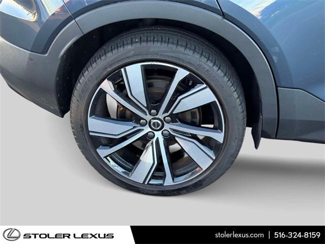 used 2022 Volvo XC40 Recharge Pure Electric car, priced at $25,500