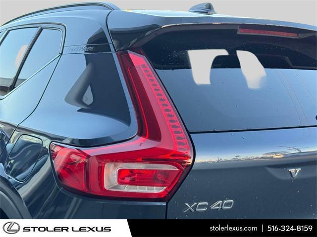 used 2022 Volvo XC40 Recharge Pure Electric car, priced at $25,500