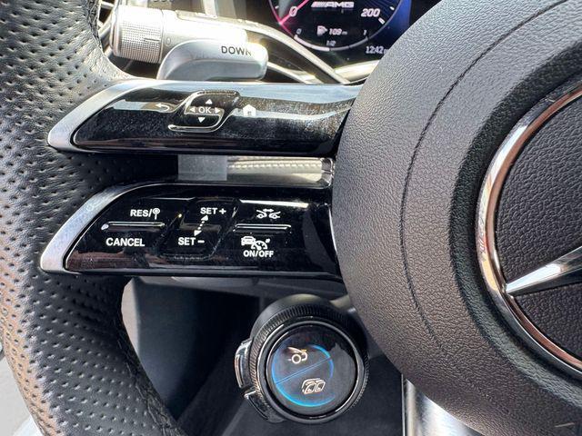Mercedes-Benz SL view 25