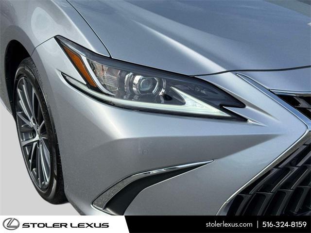 used 2025 Lexus ES 350 car, priced at $42,500