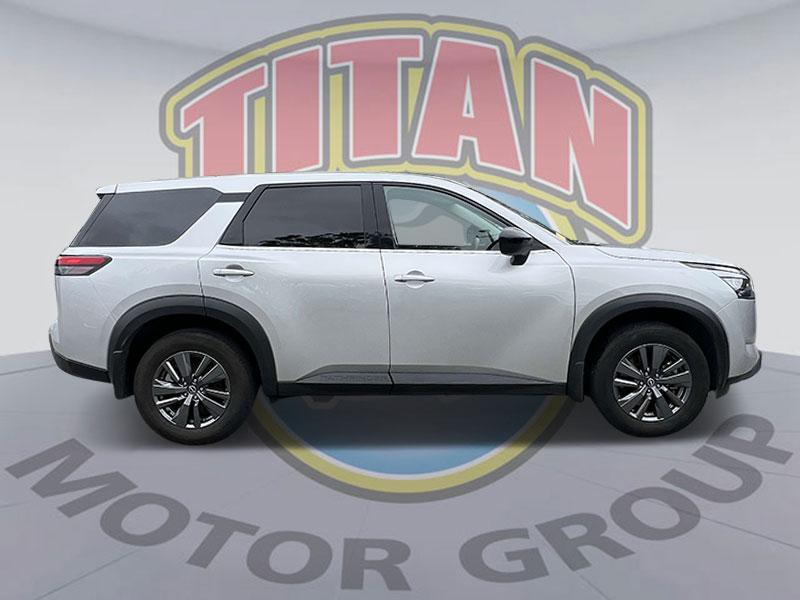 used 2023 Nissan Pathfinder car, priced at $27,991