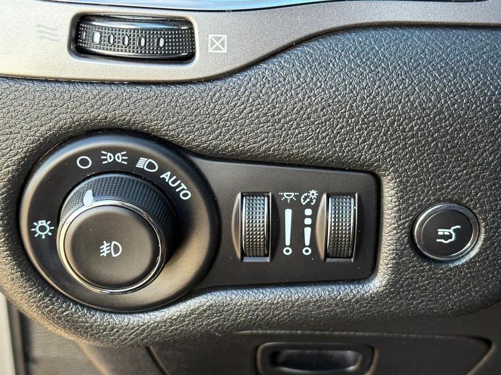 used 2022 Jeep Cherokee car, priced at $12,734