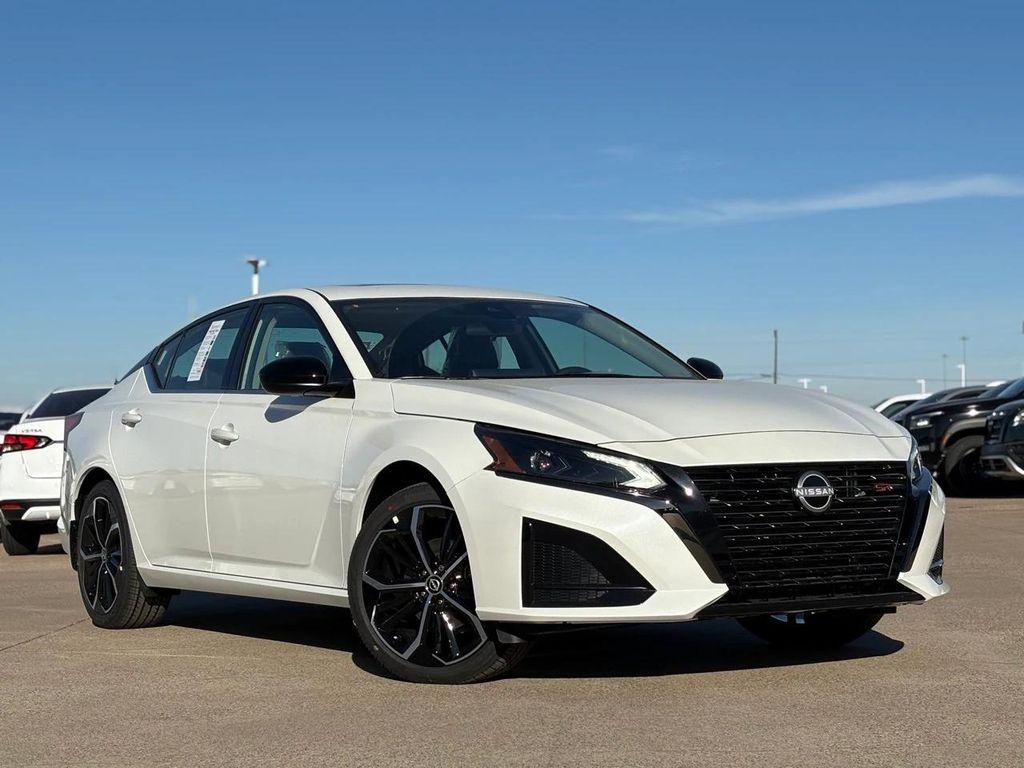 new 2025 Nissan Altima car, priced at $31,044