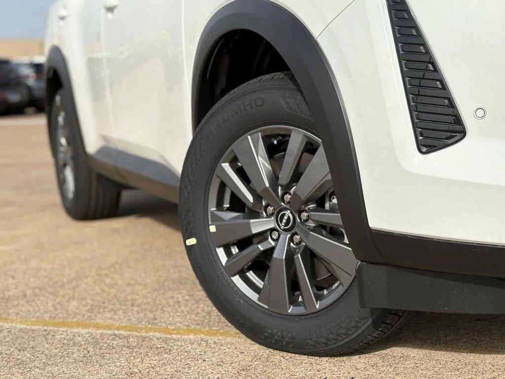 new 2026 Nissan Pathfinder car, priced at $37,838