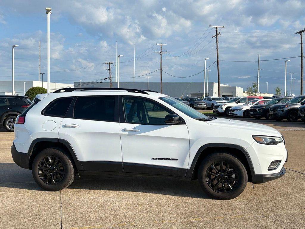 used 2023 Jeep Cherokee car, priced at $19,073