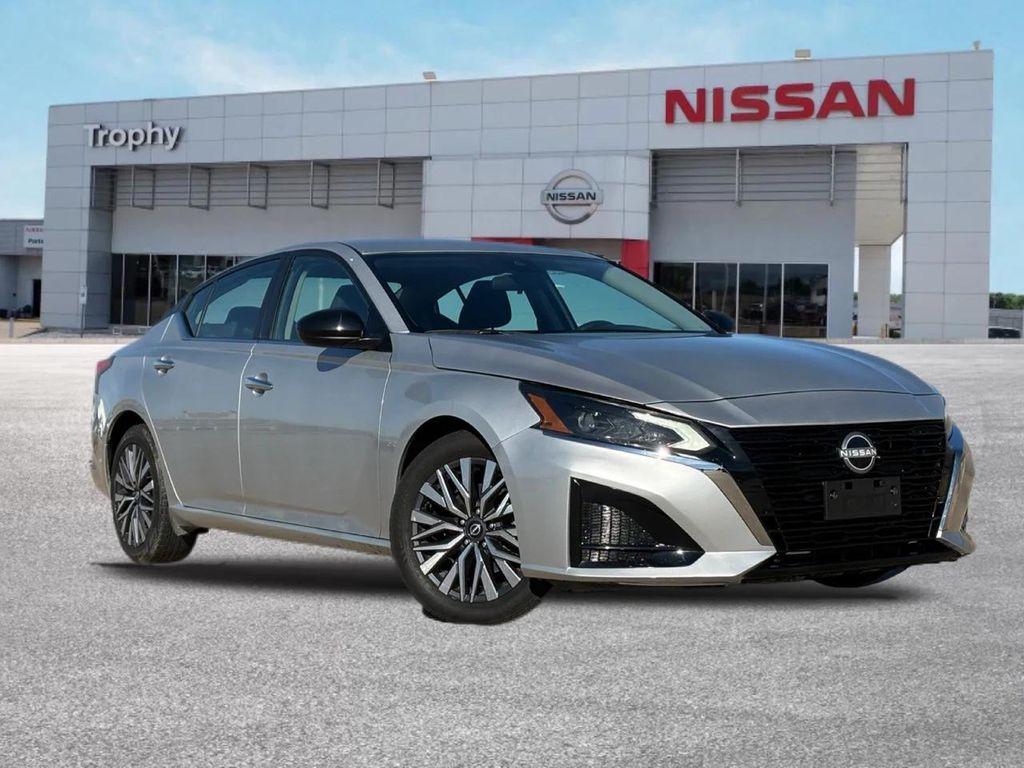 used 2023 Nissan Altima car, priced at $17,599