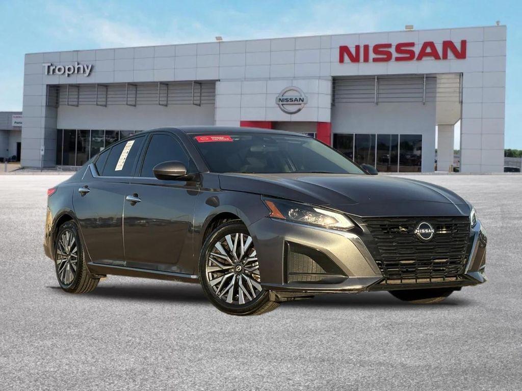 used 2023 Nissan Altima car, priced at $17,078