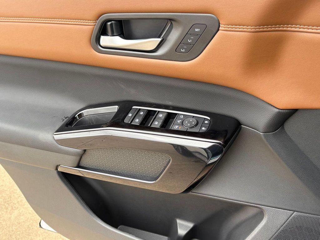 new 2026 Nissan Pathfinder car, priced at $48,897