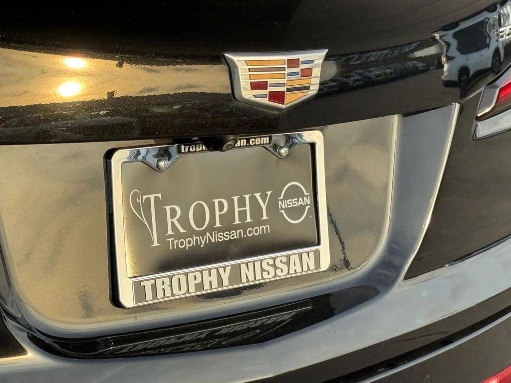 used 2021 Cadillac XT4 car, priced at $17,899