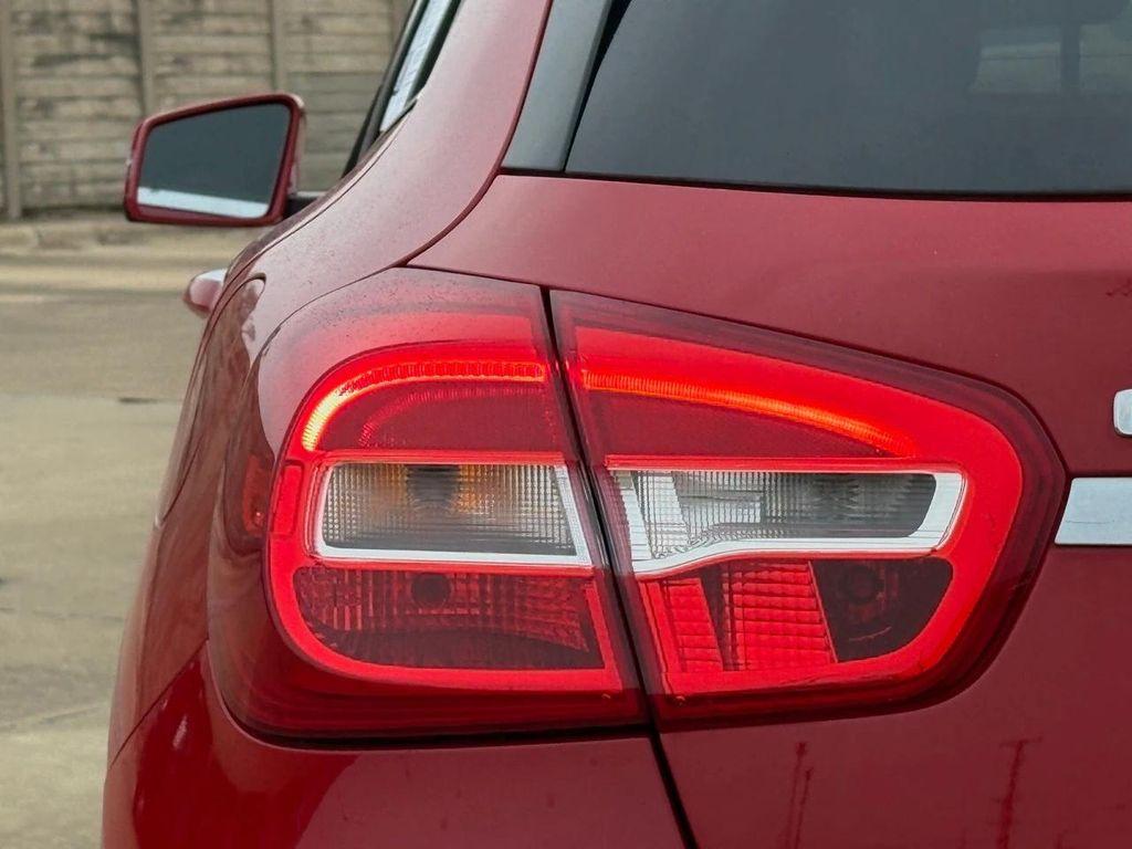 used 2018 Mercedes-Benz GLA 250 car, priced at $14,246