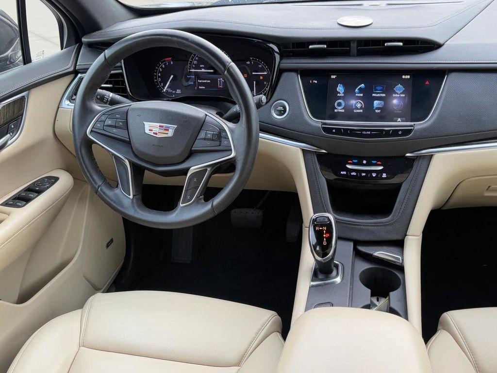 used 2017 Cadillac XT5 car, priced at $14,212