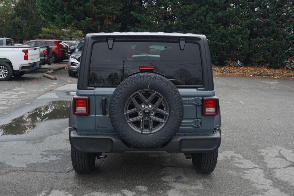 new 2026 Jeep Wrangler car, priced at $45,320
