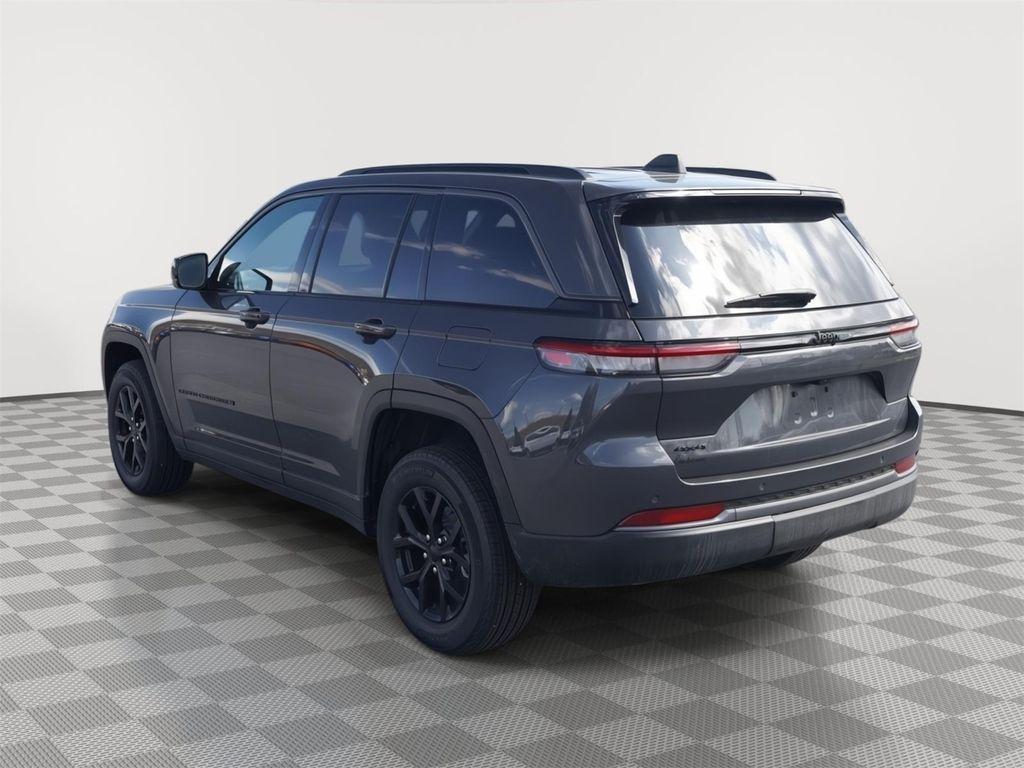 new 2026 Jeep Grand Cherokee car, priced at $38,495