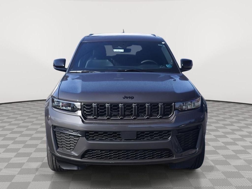 new 2026 Jeep Grand Cherokee car, priced at $38,495