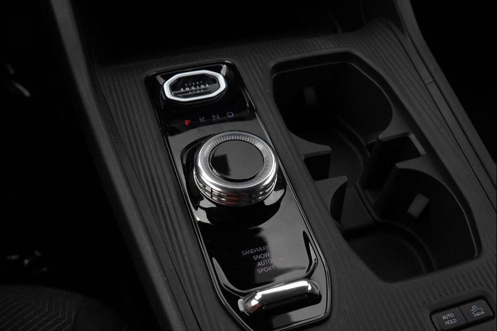 new 2026 Jeep Cherokee car, priced at $35,411