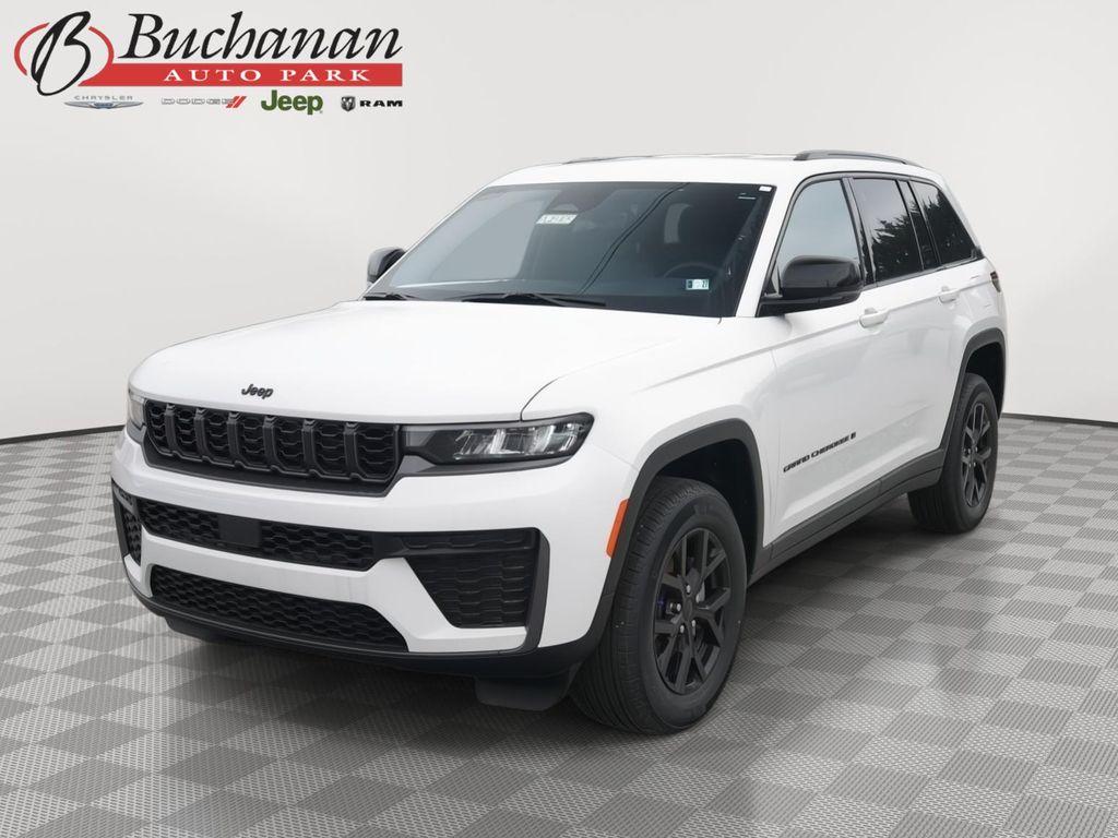 new 2026 Jeep Grand Cherokee car, priced at $37,900