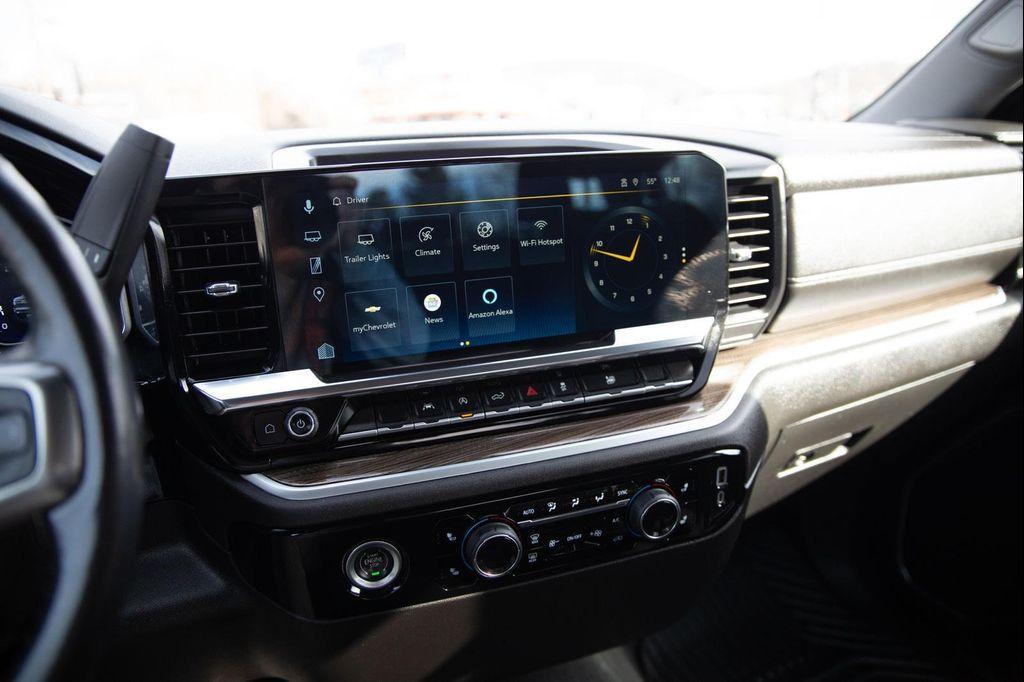 used 2022 Chevrolet Silverado 1500 car, priced at $35,555