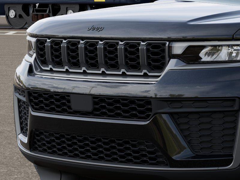 new 2026 Jeep Grand Cherokee car, priced at $38,495