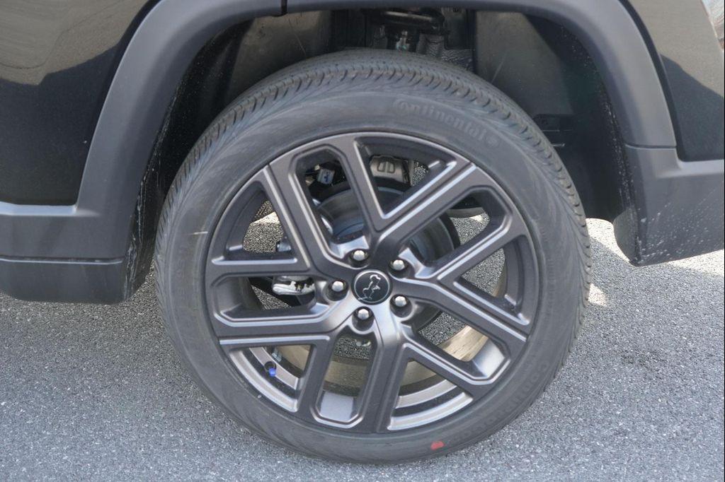new 2026 Jeep Compass car, priced at $34,595